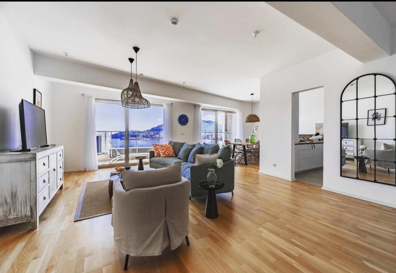 Harmonia Apartment